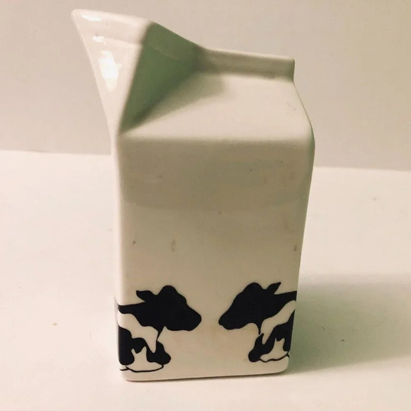 Vtg Margo 1984 Ceramic Milk Carton Creamer Farmhouse 4 Inch Tall - Picture 15 of 15